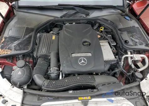 2016 Mercedes-Benz C 300 4Matic z USA, uszkodzony, nr VIN 55SWF4KB7GU171269